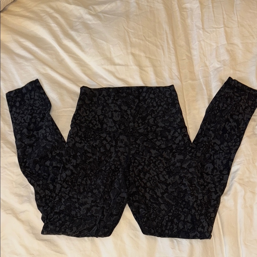 Lululemon Black Patterned Leggings